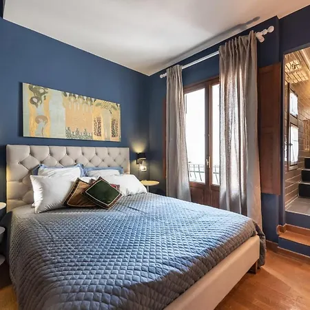 Hearth Of In Great Location Lejlighed Firenze