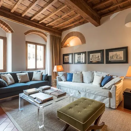 Heart Of In Great Location Apartment